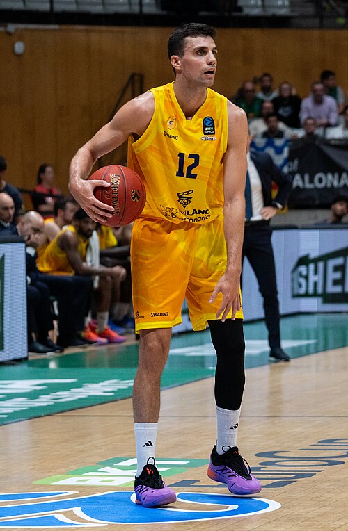 Carlos Alocen